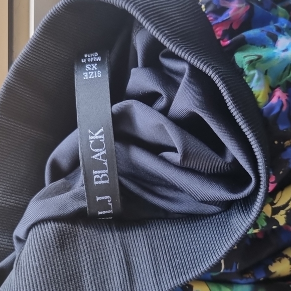 Lorna Jane Black Premium - Picture 11 of 13